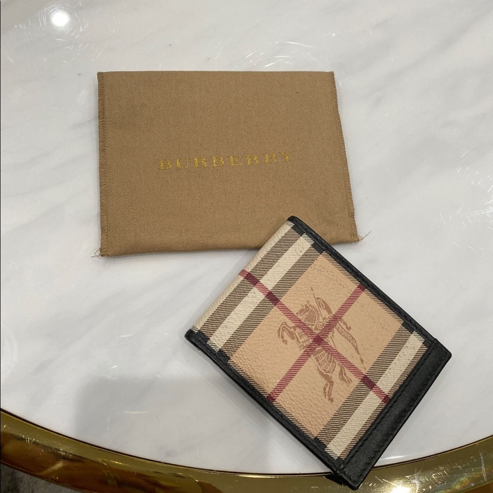 Burberry wallet